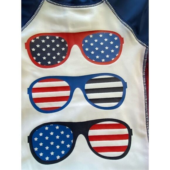 FREESTYLE Revolution 12M Boys' Stars and Stripe RashGuard Top and Shorts Set - Picture 3 of 8